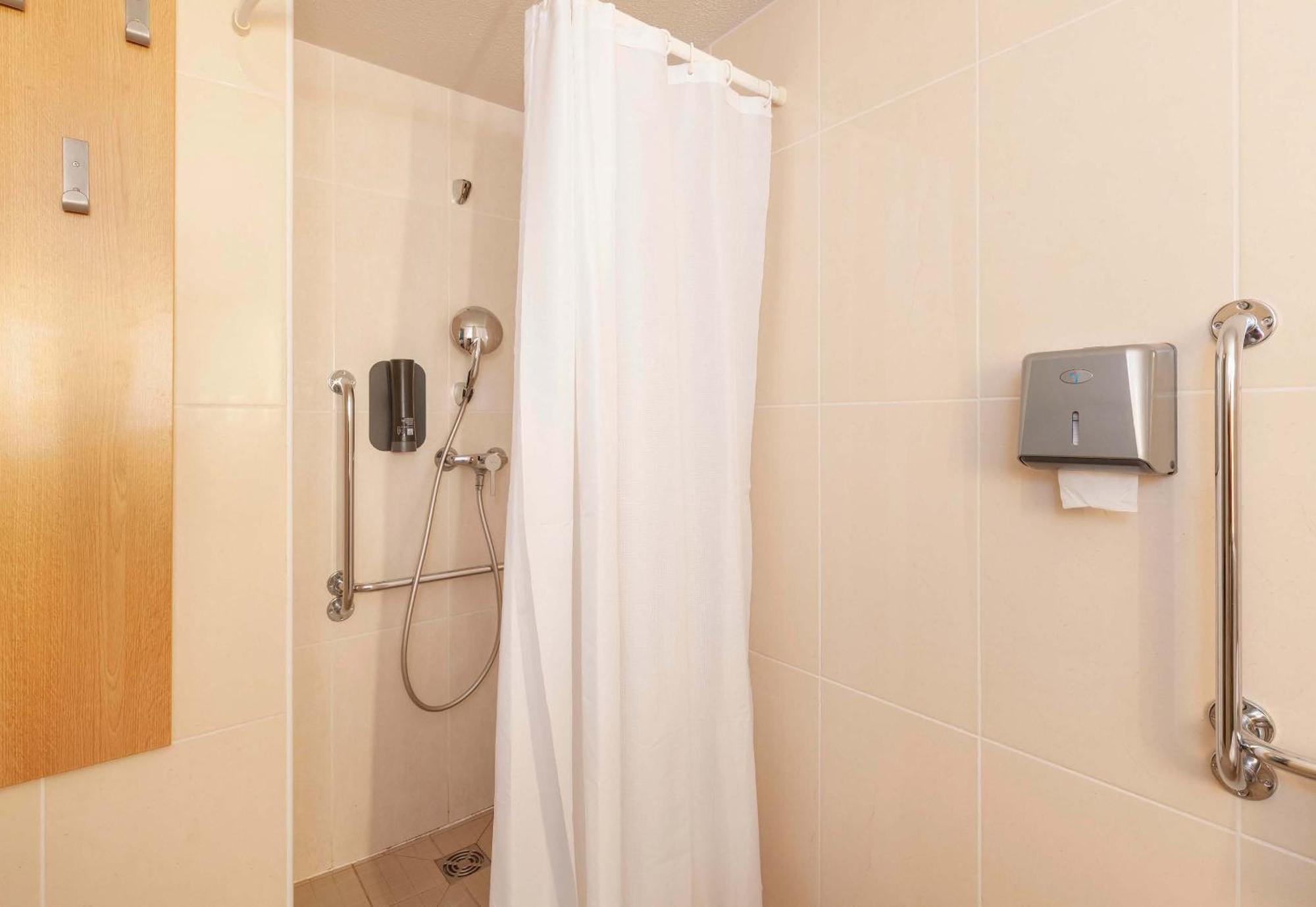 B&B Hôtel Bayonne Hotel Baiona